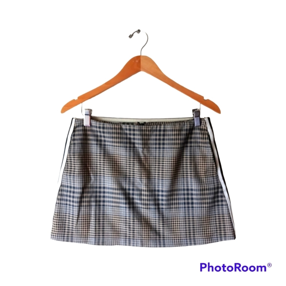 UO Sporty Plaid Pelmet Skirt. Size M - Picture 2 of 11